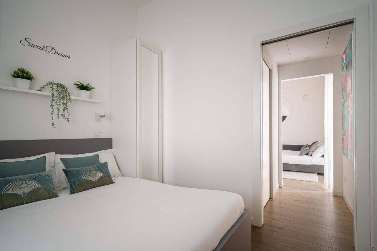 Accomodo Mib31 Bivano Centro Storico Appartement Milaan Buitenkant foto