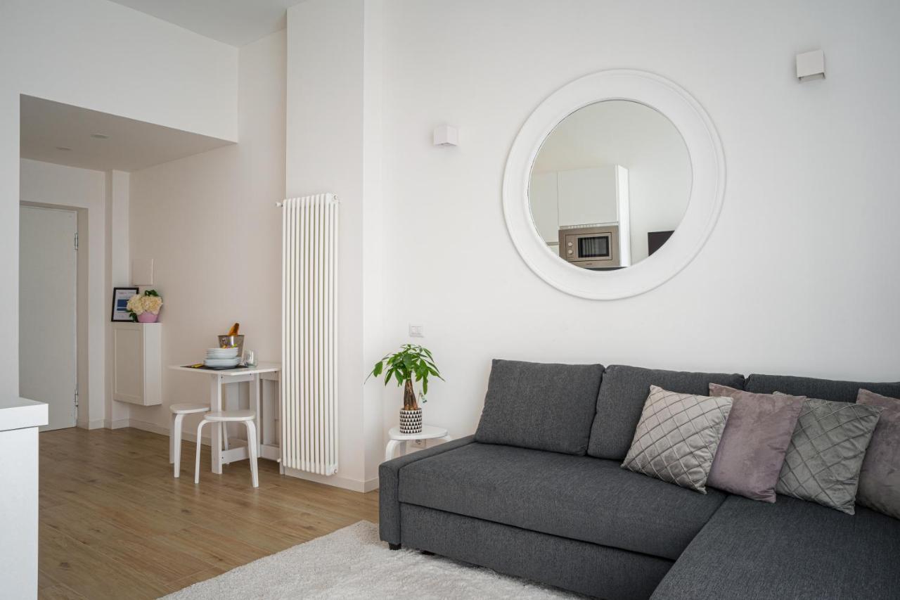 Accomodo Mib31 Bivano Centro Storico Appartement Milaan Buitenkant foto
