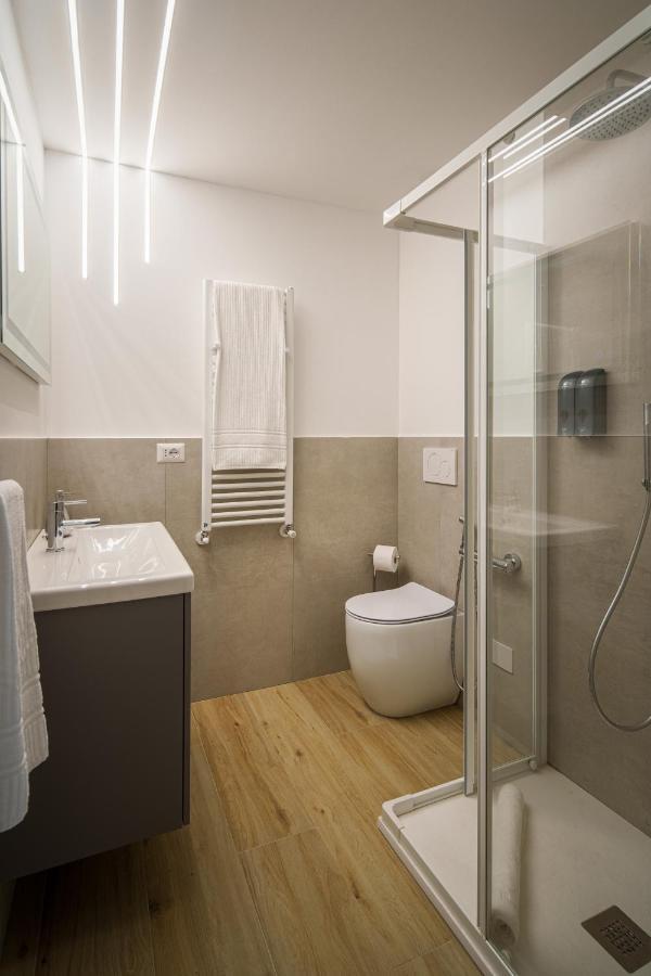 Accomodo Mib31 Bivano Centro Storico Appartement Milaan Buitenkant foto