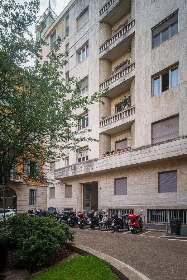 Accomodo Mib31 Bivano Centro Storico Appartement Milaan Buitenkant foto